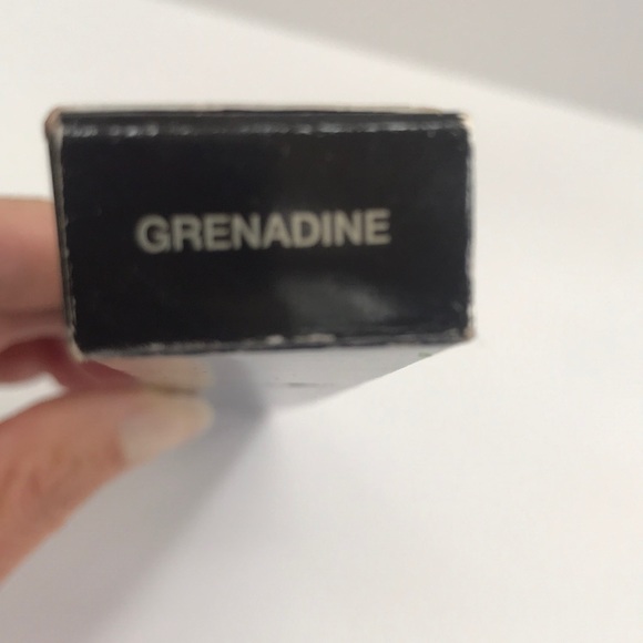 NIB Laura Mercier lip pencil in Grenadine - Picture 6 of 7